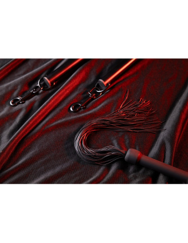 Chicote em Silicone Preto OUCH!